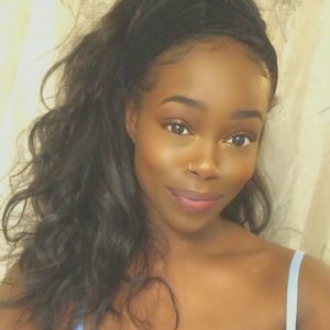 Meet your Posher, Crystal